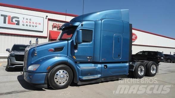 Peterbilt 579 Trekkers