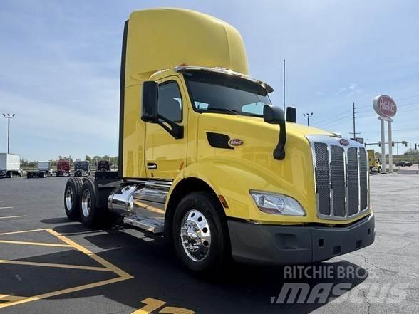 Peterbilt 579 Trekkers
