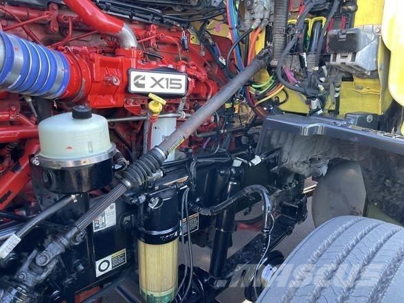 Peterbilt 579 Trekkers