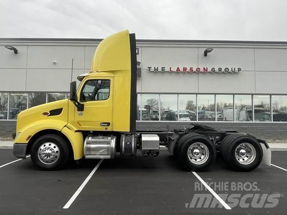 Peterbilt 579 Trekkers