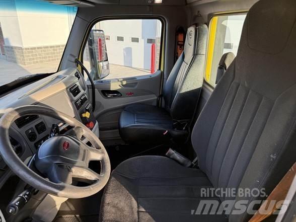 Peterbilt 579 Trekkers
