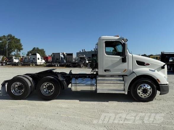 Peterbilt 579 Trekkers