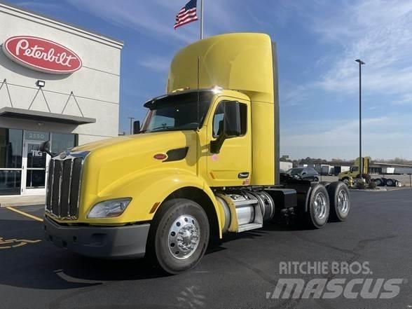 Peterbilt 579 Trekkers