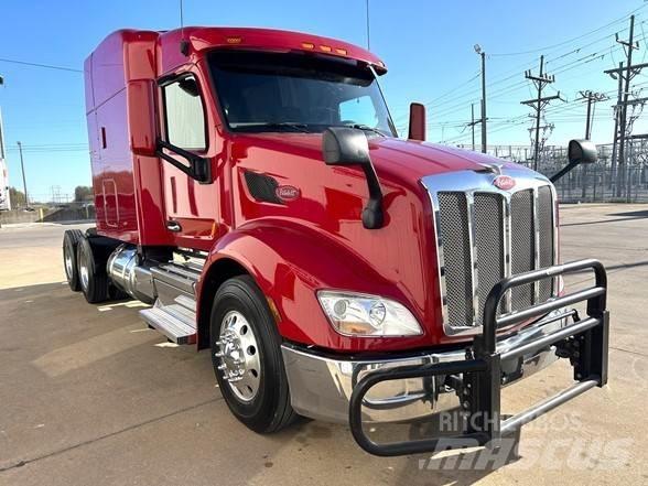 Peterbilt 579 Trekkers