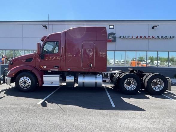 Peterbilt 579 Trekkers