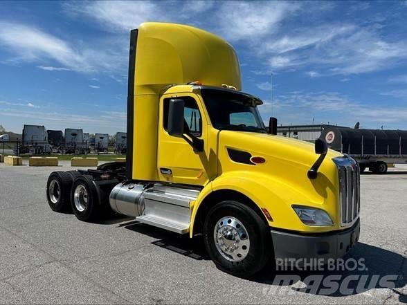 Peterbilt 579 Trekkers