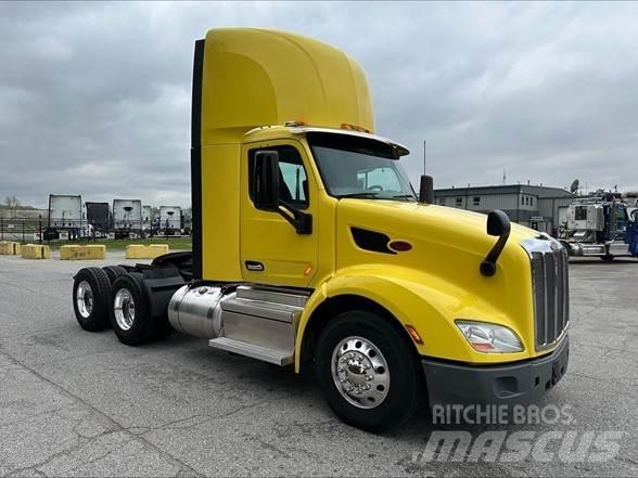 Peterbilt 579 Trekkers
