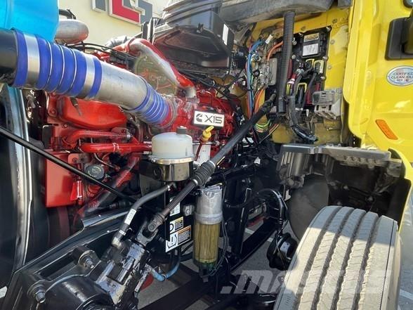 Peterbilt 579 Trekkers