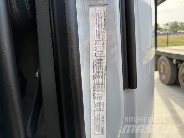 Peterbilt 579 Trekkers