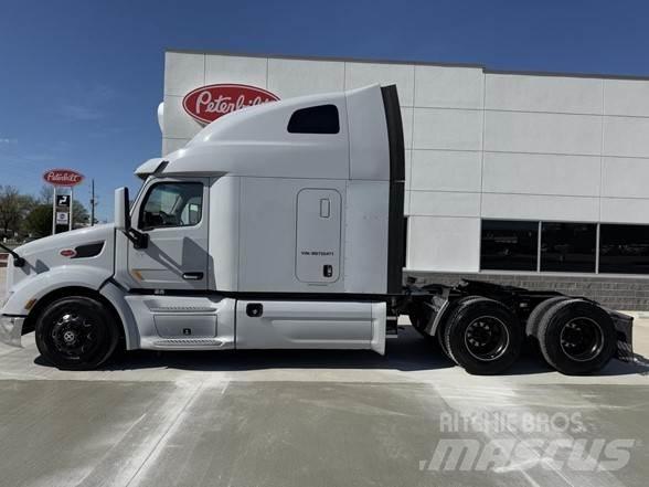 Peterbilt 579 Trekkers