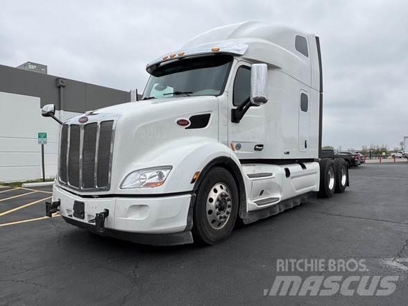 Peterbilt 579 Trekkers