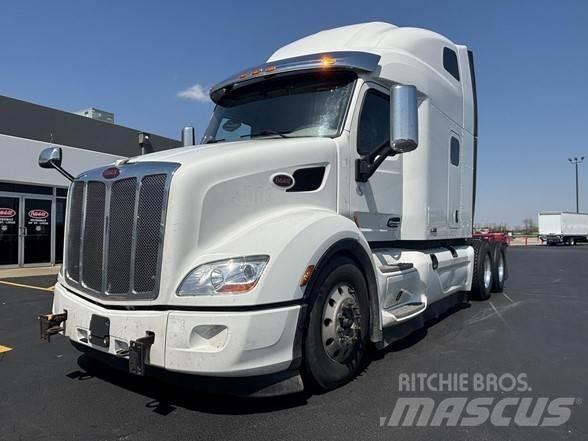 Peterbilt 579 Trekkers