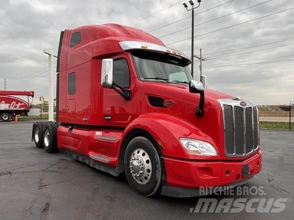 Peterbilt 579 Trekkers
