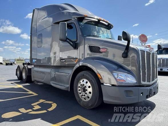 Peterbilt 579 Trekkers