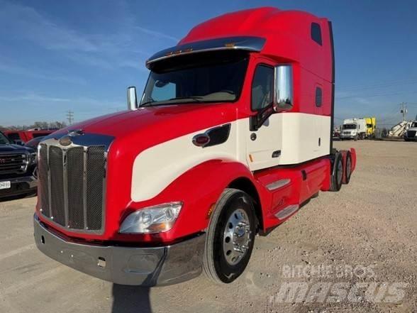Peterbilt 579 Trekkers