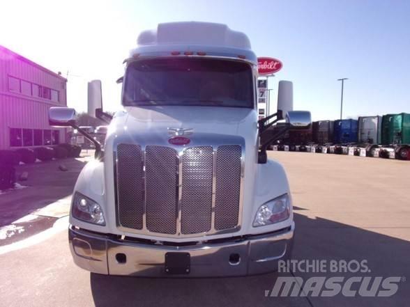 Peterbilt 579 Trekkers