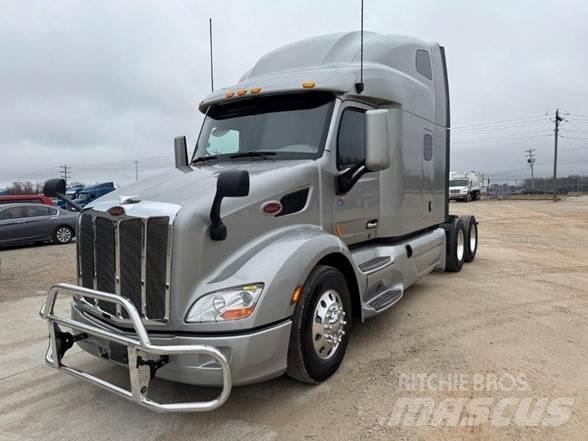 Peterbilt 579 Trekkers