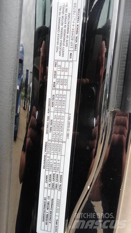 Peterbilt 579 Trekkers