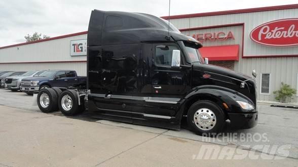 Peterbilt 579 Trekkers