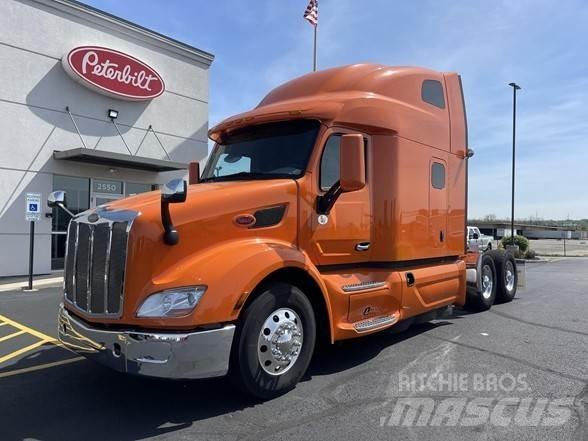 Peterbilt 579 Trekkers