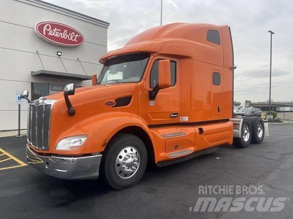 Peterbilt 579 Trekkers