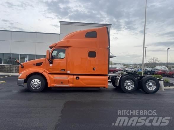 Peterbilt 579 Trekkers