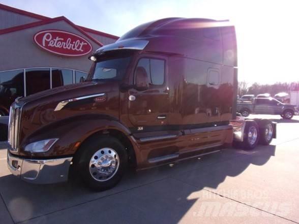 Peterbilt 579 Trekkers