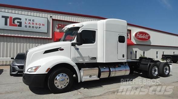 Peterbilt 579 Trekkers