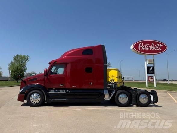 Peterbilt 579 Trekkers