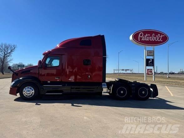 Peterbilt 579 Trekkers