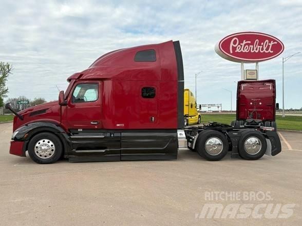 Peterbilt 579 Trekkers
