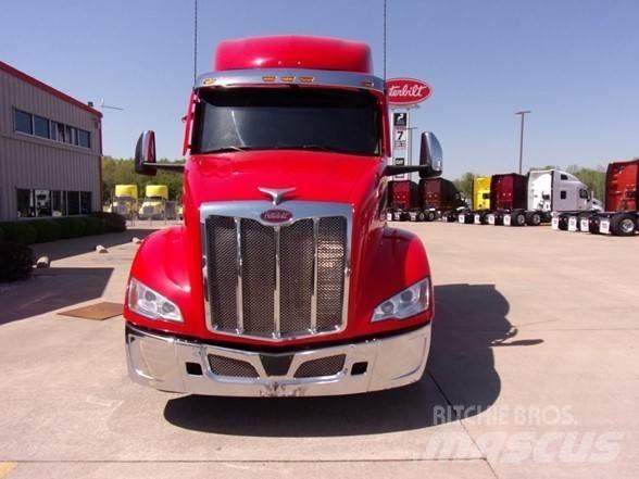 Peterbilt 579 Trekkers