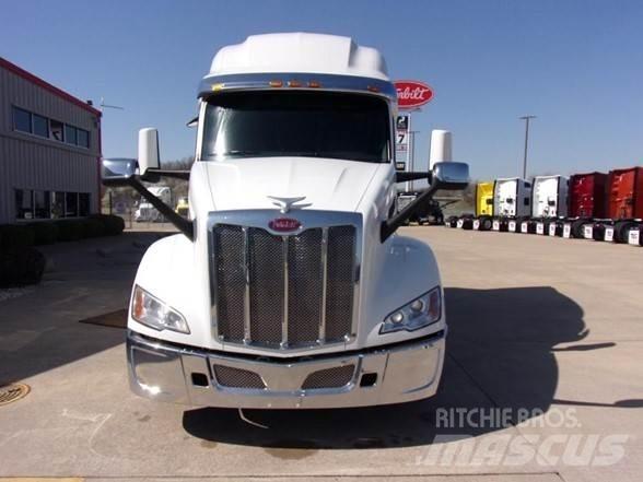 Peterbilt 579 Trekkers