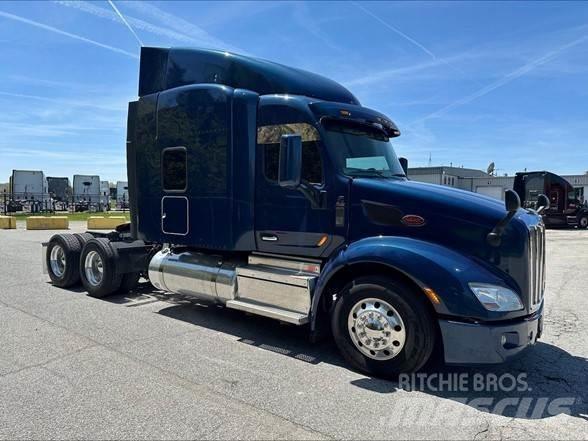 Peterbilt 579 Trekkers
