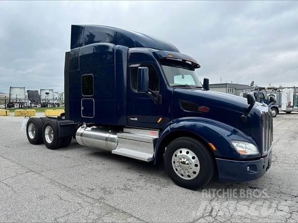 Peterbilt 579 Trekkers