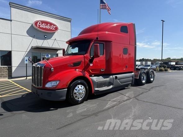 Peterbilt 579 Trekkers