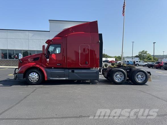 Peterbilt 579 Trekkers