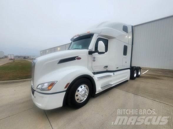 Peterbilt 579 Trekkers