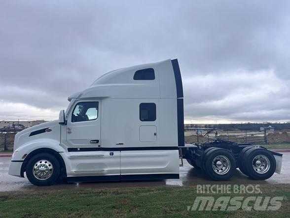 Peterbilt 579 Trekkers