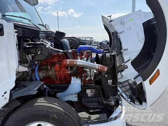 Peterbilt 579 Trekkers