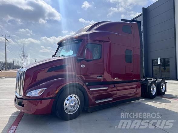 Peterbilt 579 Trekkers