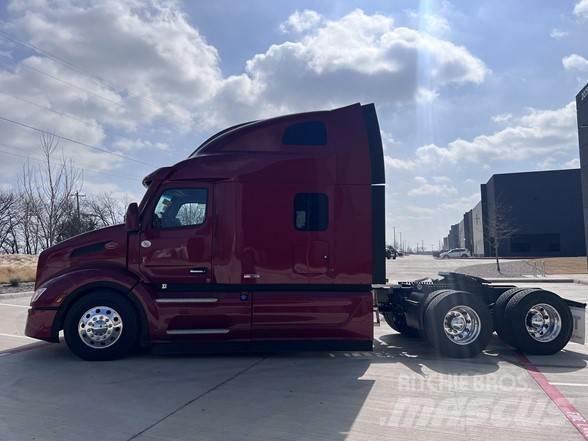 Peterbilt 579 Trekkers