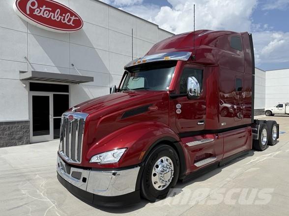 Peterbilt 579 Trekkers