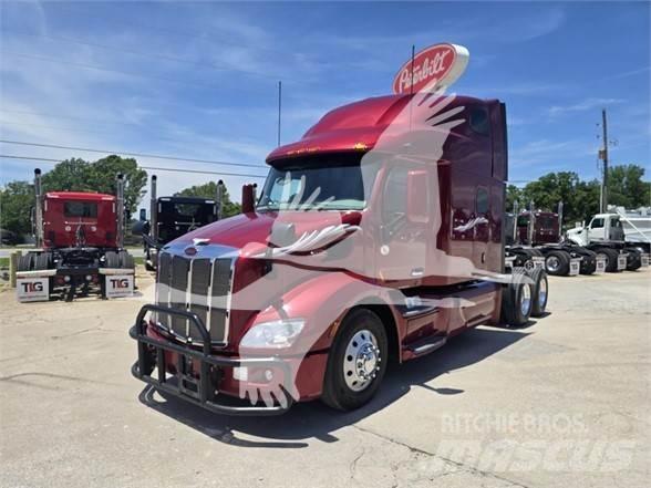 Peterbilt 579 Trekkers