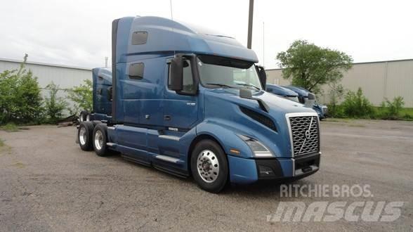 Volvo VNL64T760 Trekkers