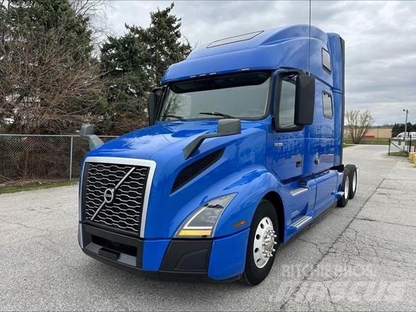 Volvo VNL64T860 Trekkers