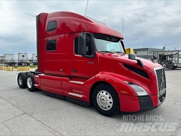 Volvo VNL64T860 Trekkers