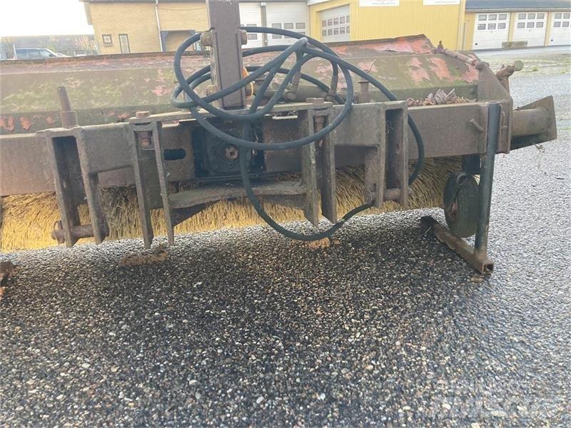 GMR 2000 Veegmachines