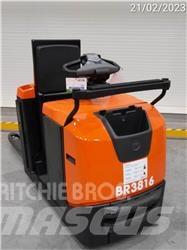 BT OSE250P Orderpicker voor laag niveau