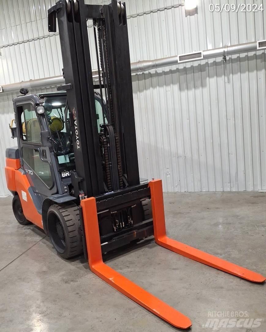 Toyota 8FGC70U LPG heftrucks